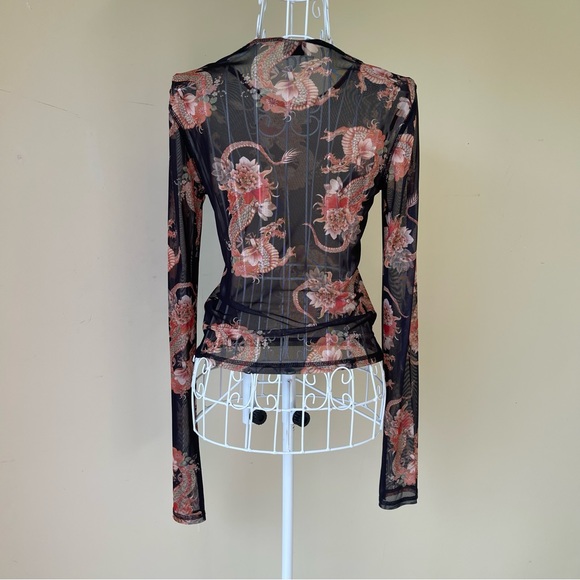Urban Outfitter UO '90s Dragon Print Mesh Crew Neck Top long sleeve black size M - Picture 6 of 10